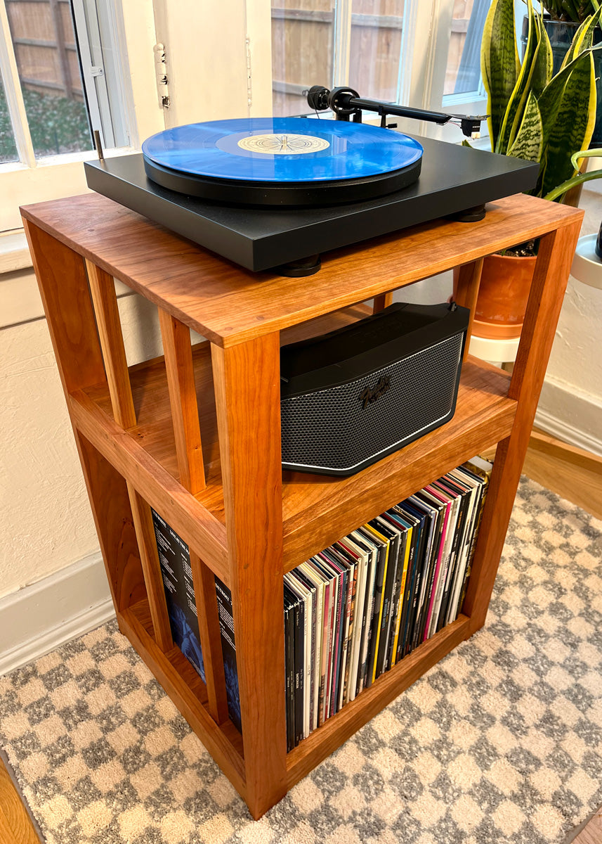 The Finnegan Turntable Console