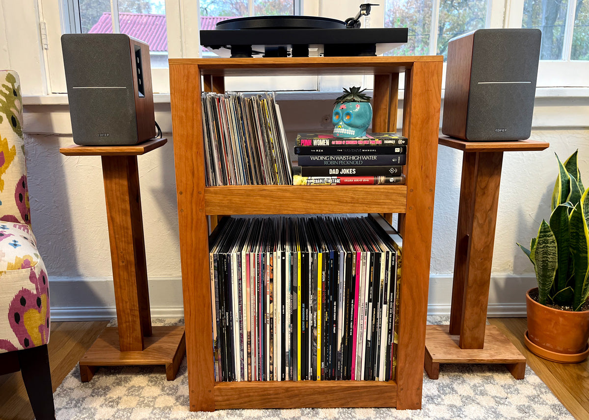 The Finnegan Turntable Console